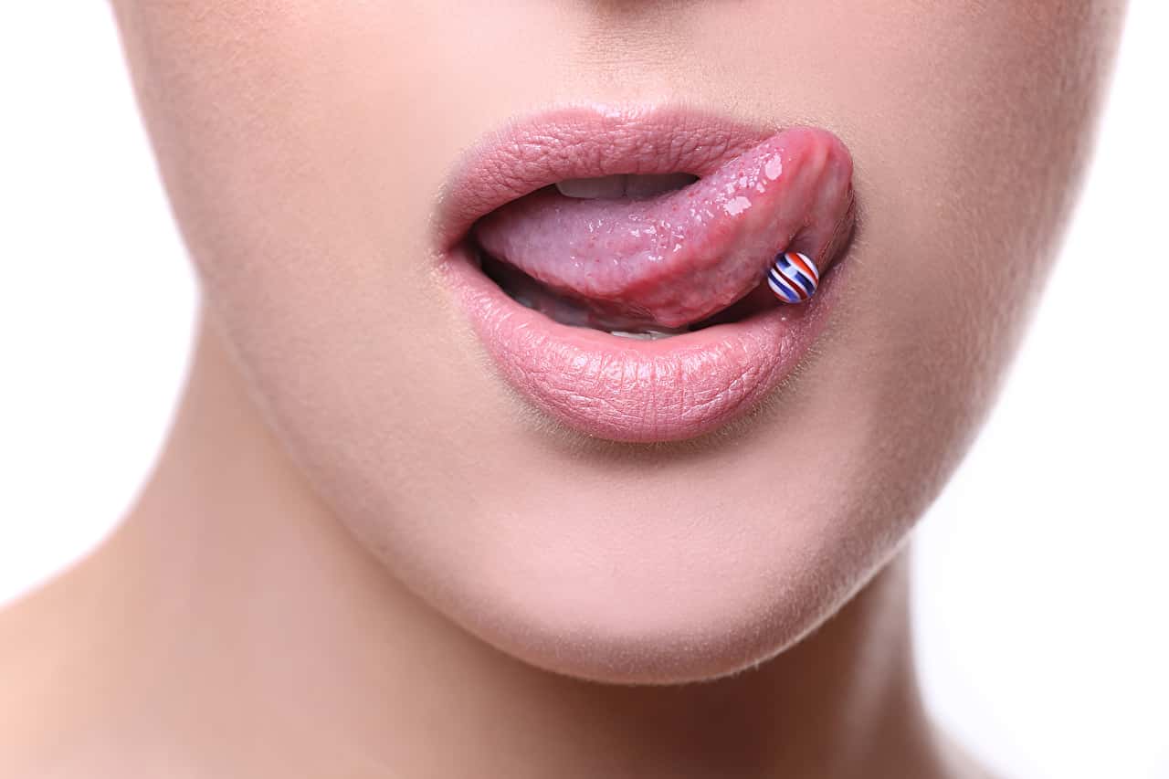 CEM Valderas, dentistas en Alcorcón: Como afectan los piercings a tu salud bucodental