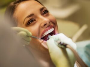 conexión entre encías y corazón. CEM Valderas Dentistas Alcorcón